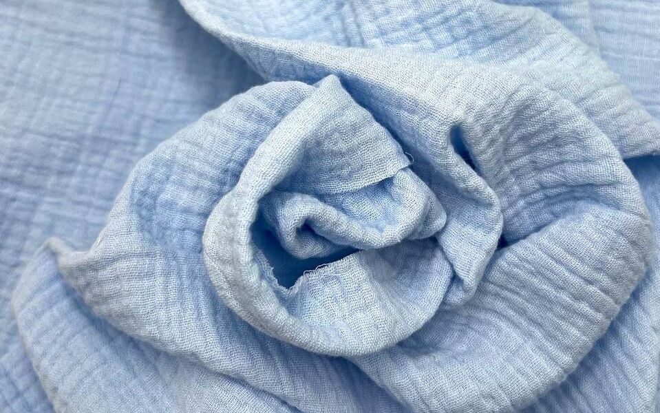 Tkanina muślinowa baby blue sprzedaż na metry (szerokość 150 cm)