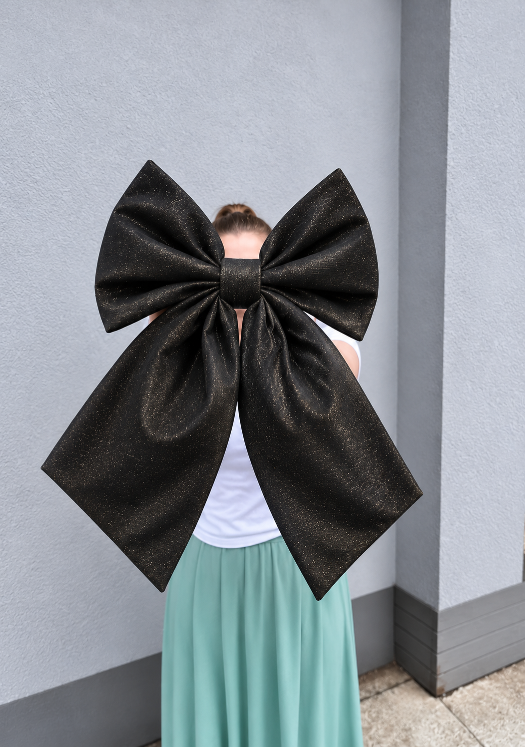 Kokarda   slim  glamur  25x40 wąs 45  skośny usztywniony